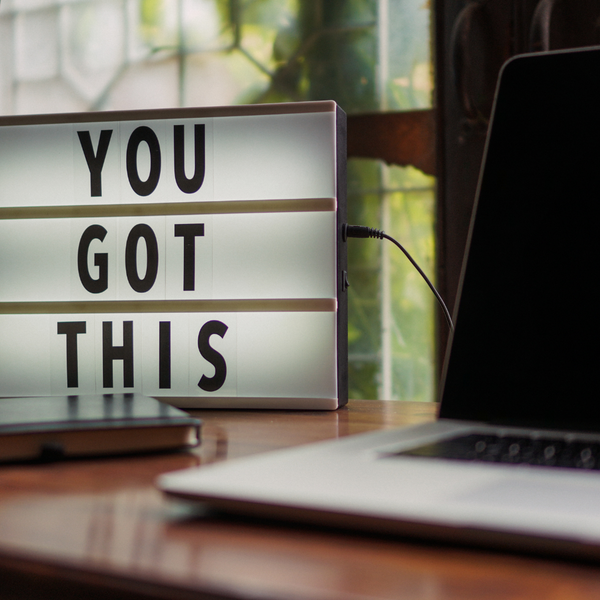 7 Simple Tips to Brighten Your Year with a Positive Outlook