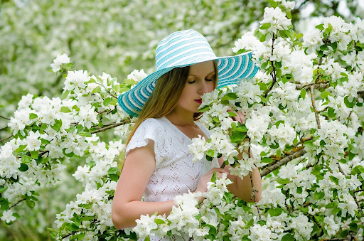 6 Herbs That Will Change Every Woman's Life