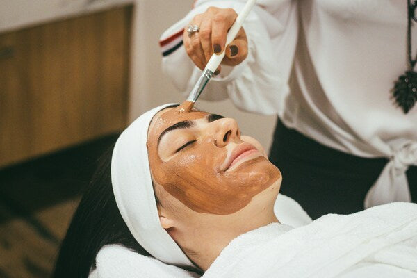 Integrating Mindfulness into Daily Skincare Routines
